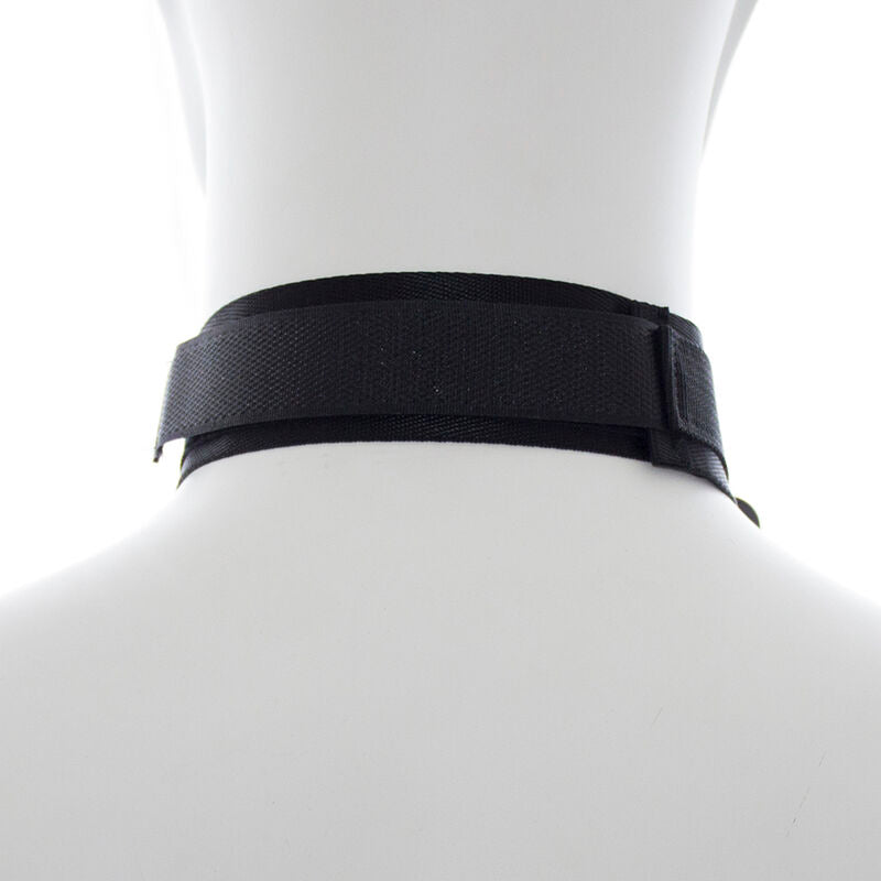 OHMAMA FETISCH - NYLON-HANDSCHELLEN UND -HALSBAND