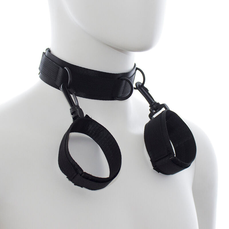 OHMAMA FETISCH - NYLON-HANDSCHELLEN UND -HALSBAND
