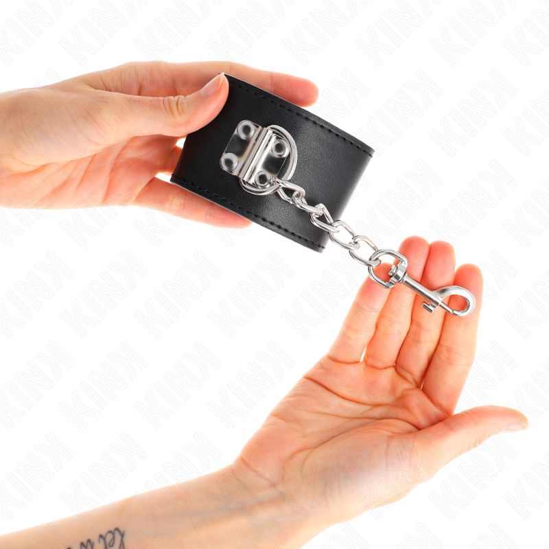 KINK - Handgelenksfesseln mit Vorhängeschlossverschluss, schwarz, verstellbar, 16-23 cm x 5,5 cm